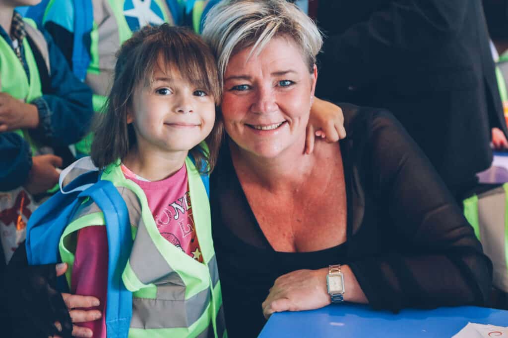 Star of Hope SE Förgyll barnens jul! ulrika kallin skolstart scaled 1