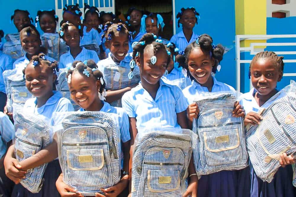 Star of hope Nu räcker skolmaterialet hela läsåret skolmaterial haiti ryggsackar1
