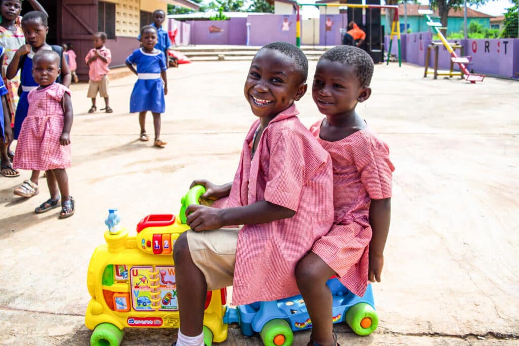 Uppgradering i Kobeng, Ghana 18 Star of Hope SE Uppgradering i Kobeng, Ghana Ghana 1
