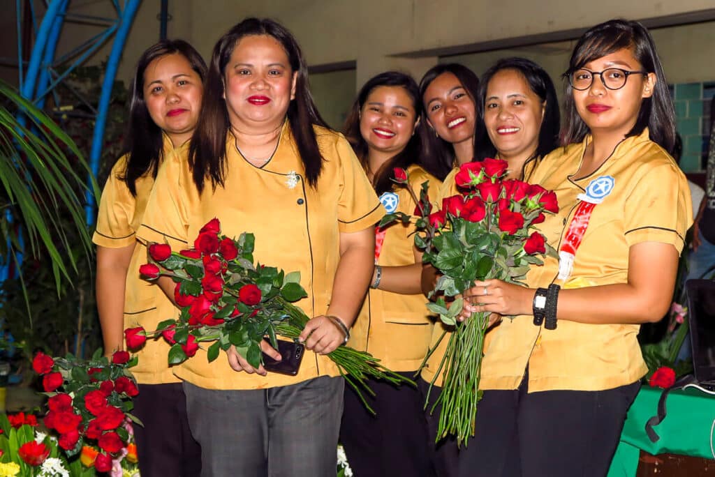 Star of Hope Skolavslutning i Filippinerna Graduation 6