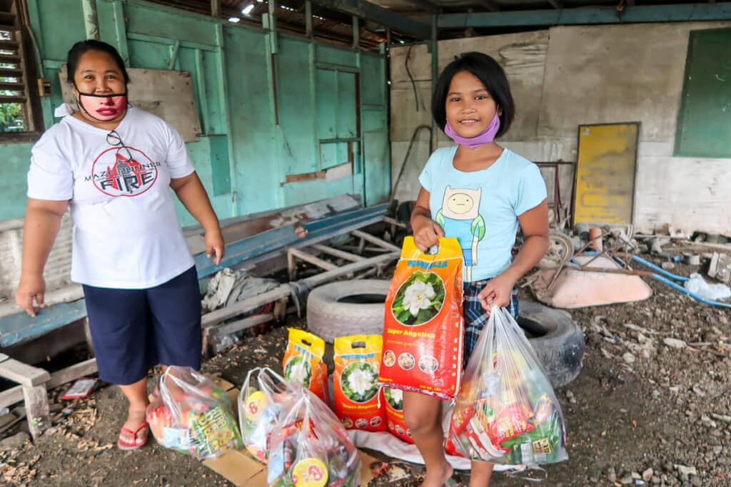 Star of Hope Matutdelning i Filippinerna Taytay food small 4