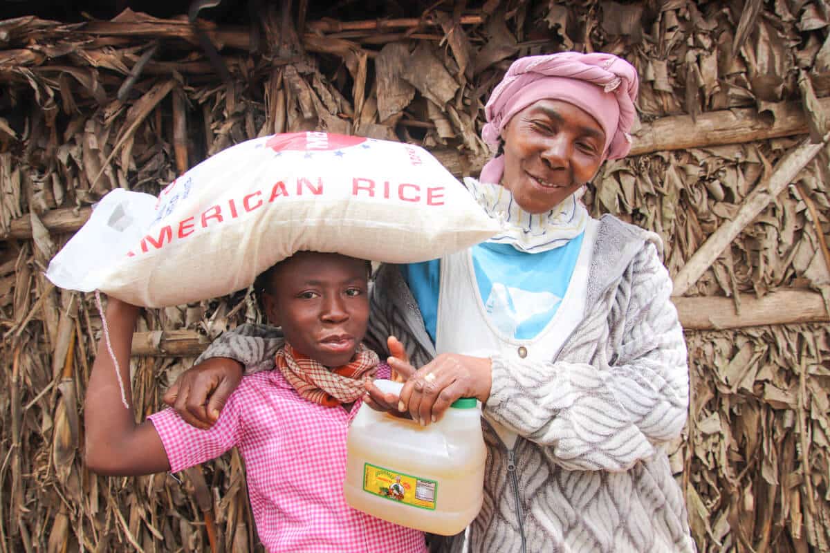 Star of Hope Hälsning från Myrtha i Haiti matpaket corona 3