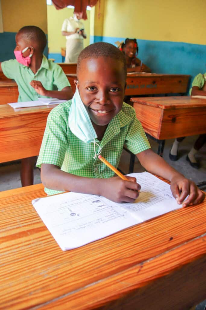 Star of Hope Skolan i Haiti igång igen marigot 3