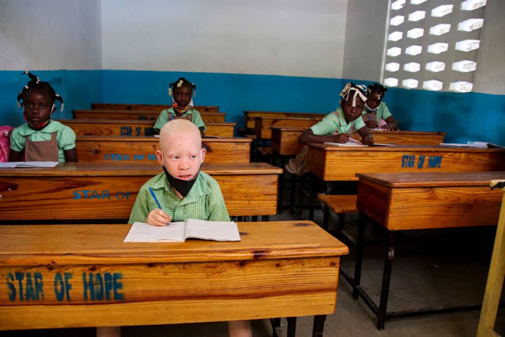 Star of Hope Skolan i Haiti igång igen marigot 4