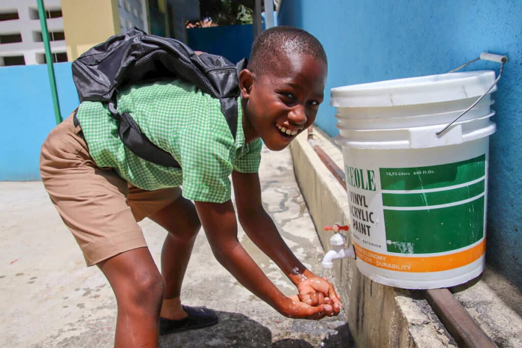 Star of Hope Skolan i Haiti igång igen marigot 8