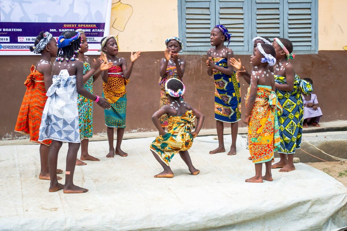 Star of hope Ghanarapport sommaren 2020 rapport ghana barn leker