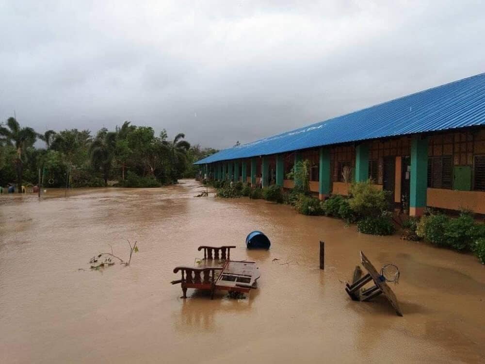 Star of Hope Akutläge: Översvämning i våra skolor! flood filippinerna3