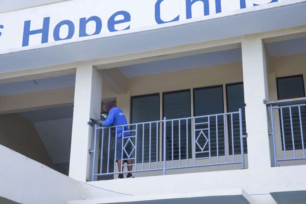 Dörrar och räcken i Taytay 40 Star of Hope SE Dörrar och räcken i Taytay Taytay 8