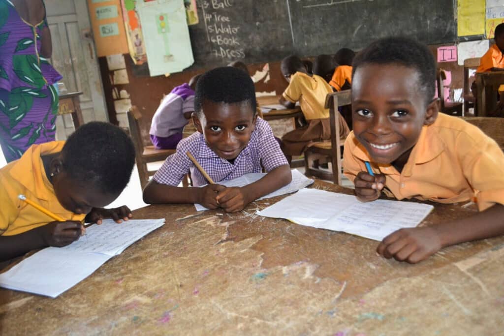 Star of Hope Ghanas skolor har öppnat Ghana 2