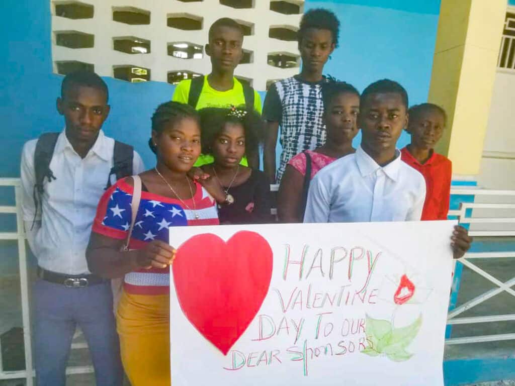 Star of Hope Barnen i Haiti önskar en glad alla hjärtans dag! Haiti valentine 3
