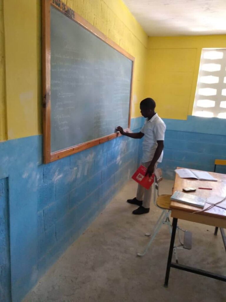 Star of Hope Kuppförsök i Haiti – flera av våra skolor stängda! PHOTO 2021 02 08 16 11 05