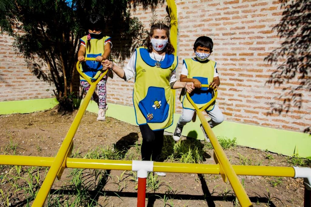 Star of Hope Skolstart och ny lekpark i Argentina ALba small 4