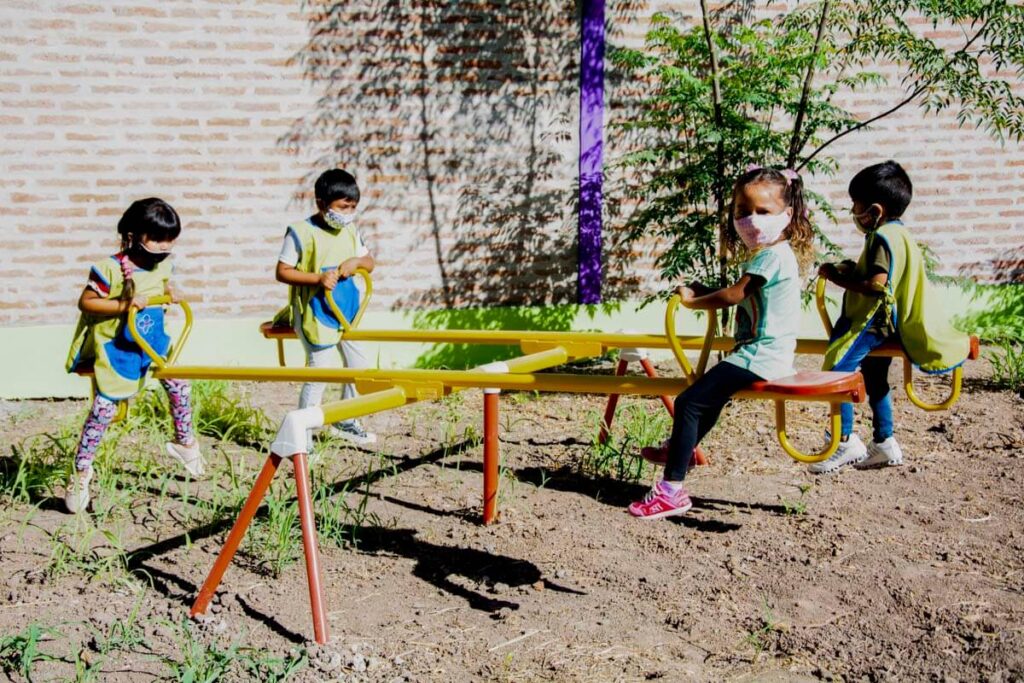Star of hope Skolstart och ny lekpark i Argentina ALba small 5