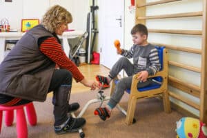 Star of Hope Rehabilitering för barn med funktionsnedsättning i Östeuropa funktions 5