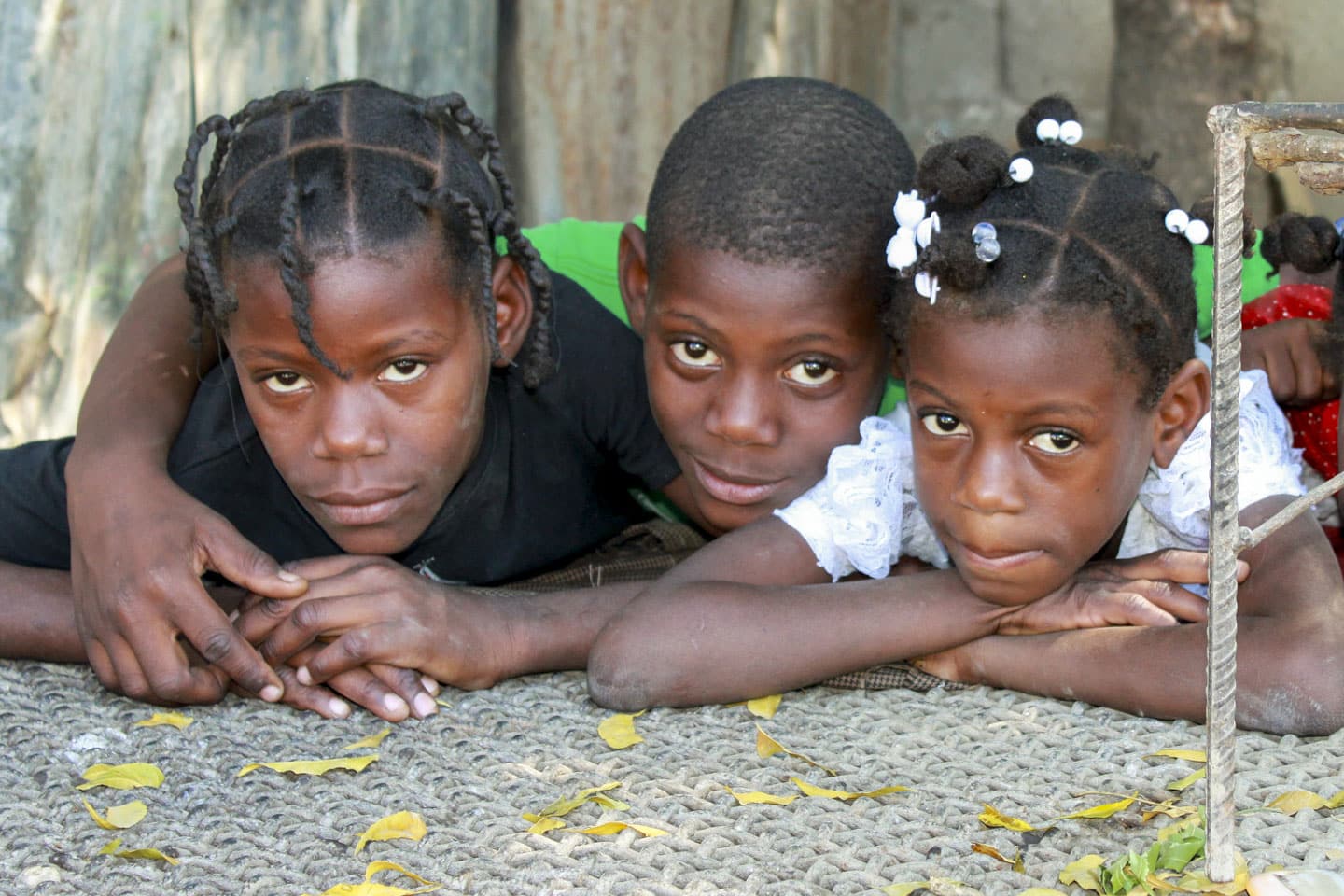 Tre barn i Haiti