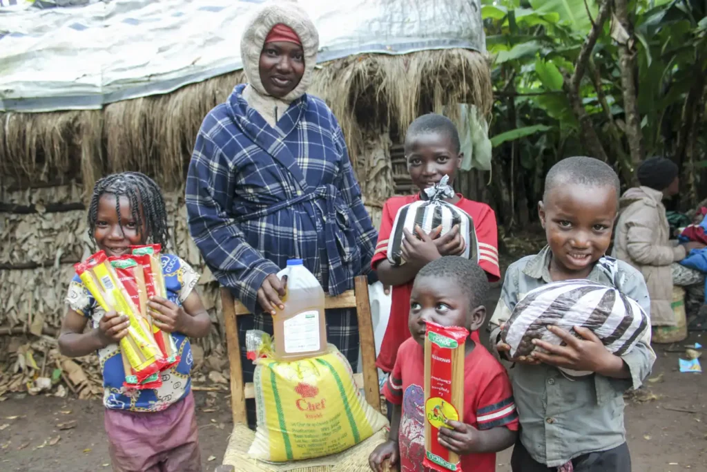 Julpaketsutdelning 2024 2 Star of Hope SE Julpaketsutdelning 2024 Julpaket 1 kopiera