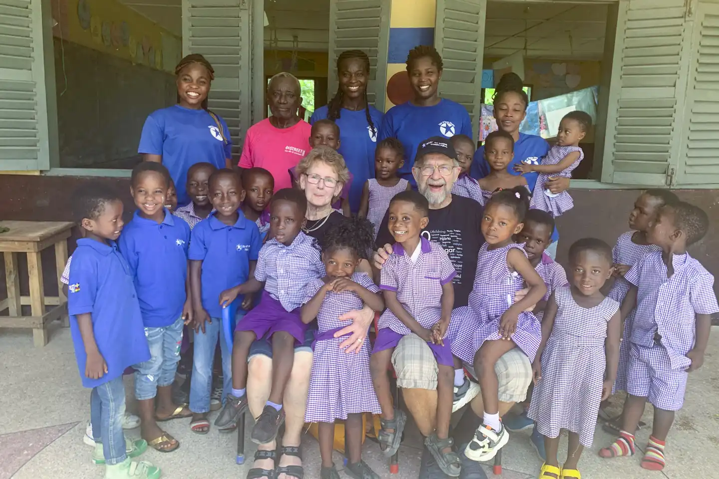 Star of Hope De fick träffa sina fadderbarn i Ghana Ghana 2 kopiera