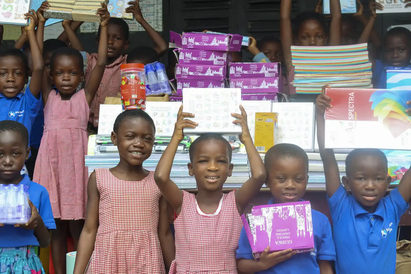 Star of Hope SE Skolstart i Ghana - Tack för ditt stöd! GHANA SCHOOL SUPPLY 4 kopiera