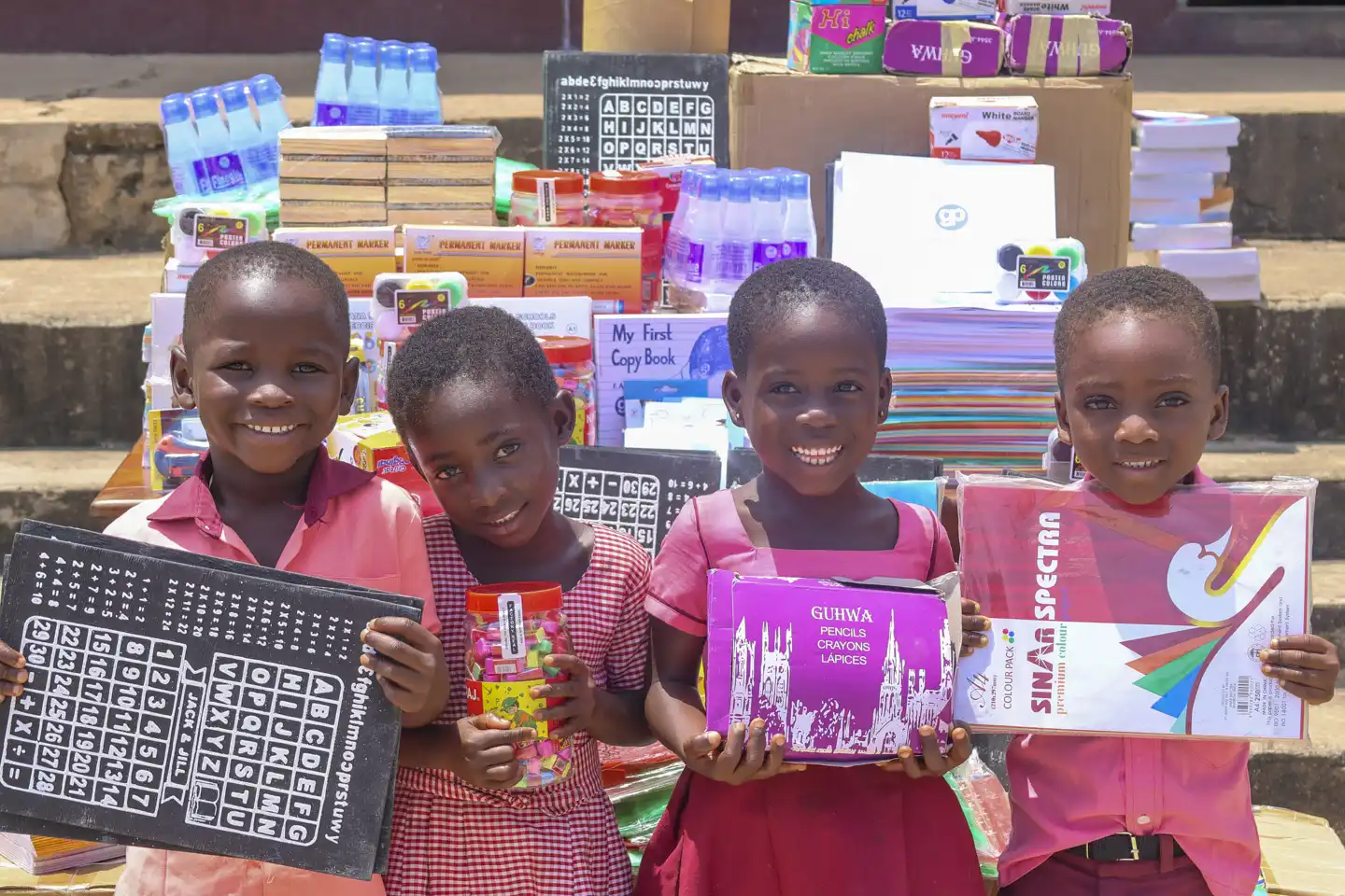 Star of Hope SE Skolstart i Ghana - Tack för ditt stöd! GHANA SCHOOL SUPPLY 7 kopiera