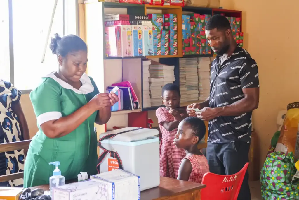 Hälsoinsatser i Ghana 30 Star of Hope SE Hälsoinsatser i Ghana Moree 6 kopiera